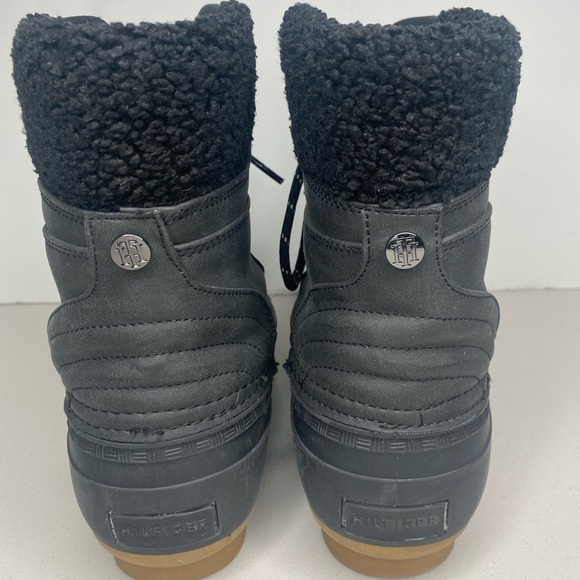 Tommy Hilfiger RAINAH Black Synthetic/Faux Fur Line Lace Up Ankle Boots Size 10M - Picture 4 of 10
